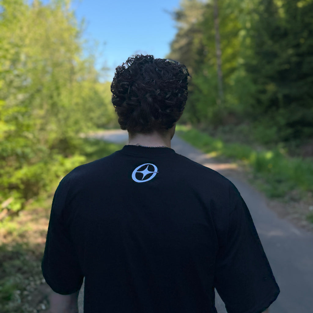 REiO Black Shirt